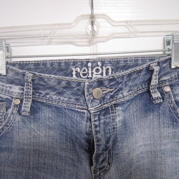 reign by deb jeans Size 13 - Picture 5 of 16
